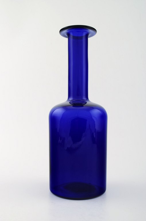 Holmegaard large vase/bottle, Otto Brauer. Dark blue art glass.
