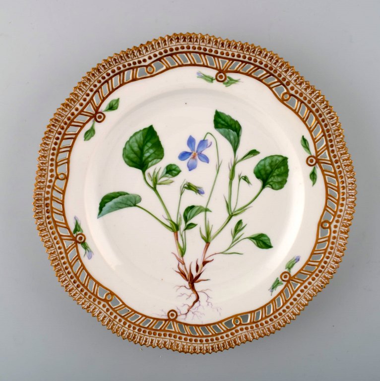 Royal Copenhagen Flora Danica openwork plate # 20/3554.