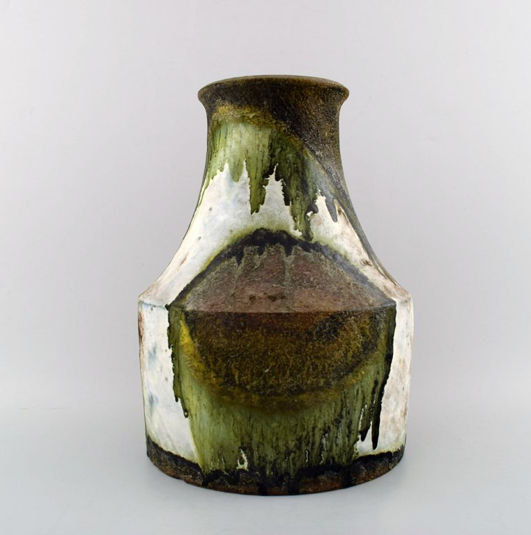 Marcello Fantoni, Italy. Large ceramic vase, glaze in green and brown tones.