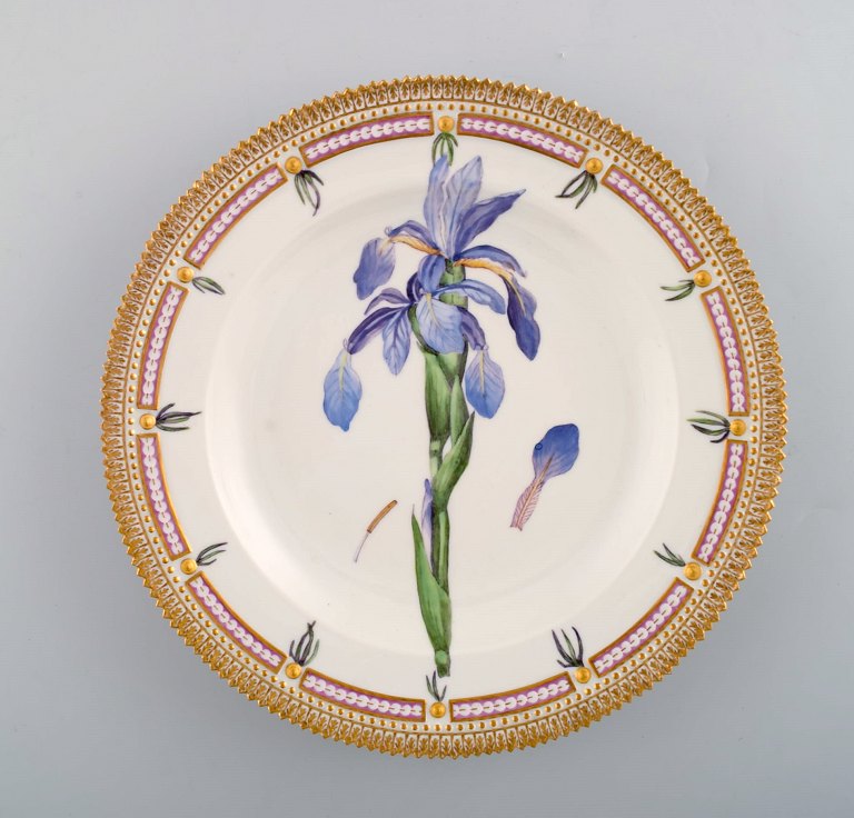 Royal Copenhagen Flora Danica dinner plate # 20/3549.
