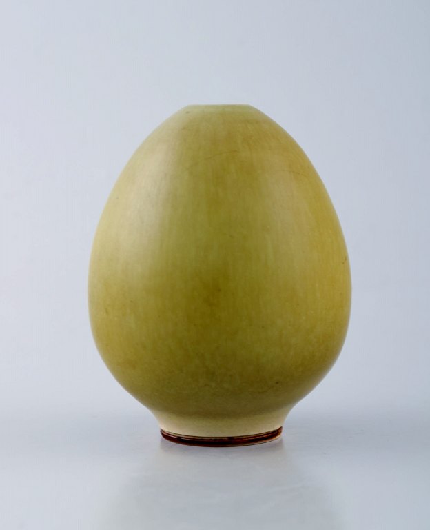 Berndt Friberg (1899-1981), Gustavsberg Studio Hand. 1950/60 s.
