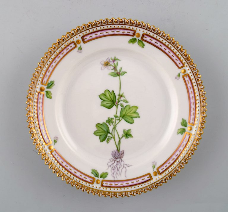 Royal Copenhagen Flora Danica dessert plate.
