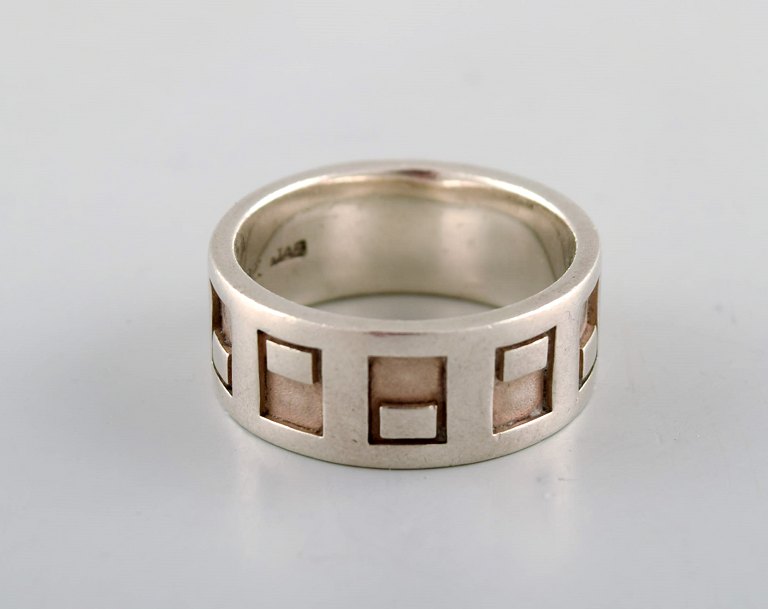 Svensk modernistisk ring i sterlingsølv. 1960