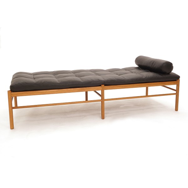 Ole Wanscher: OW 150 daybed med teak stel og læderbetrukken hynde med pølle. L: 
180cm