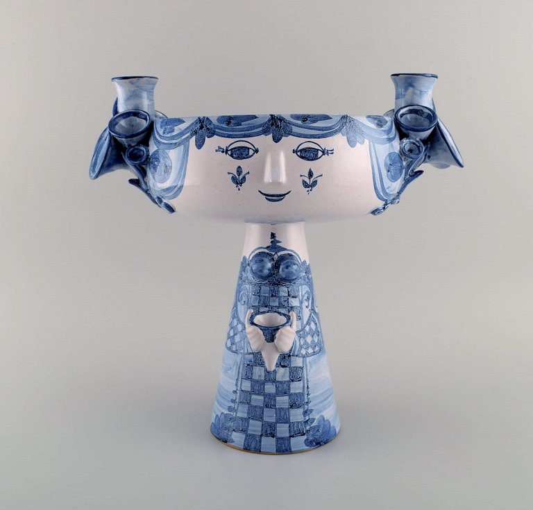 Bjørn Wiinblad (1918-2006), Denmark. Unique Eva flower compote and candle holder 
in hand-painted glazed ceramics. Model V14. Dated 1986.
