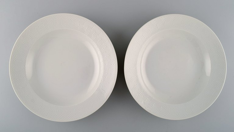 Royal Copenhagen. Salto service, White. Two large deep plates. 1960s.
