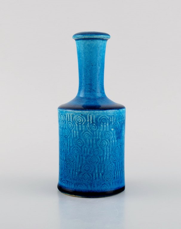 Nils Kähler (1906-1979) for Kähler. Vase in glazed ceramics. Beautiful glaze in 
shades of blue. 1960s.
