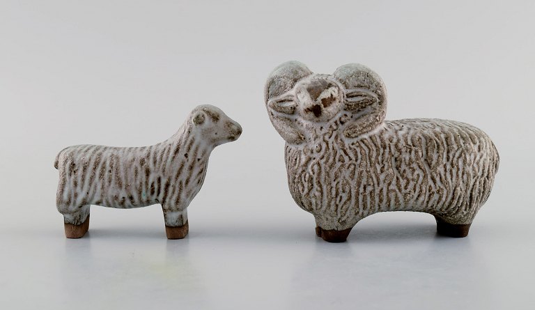 Karl Erik Iwar (1920-2006) for Nittsjö. Two figures in glazed stoneware. Ram and 
sheep. 1960s.
