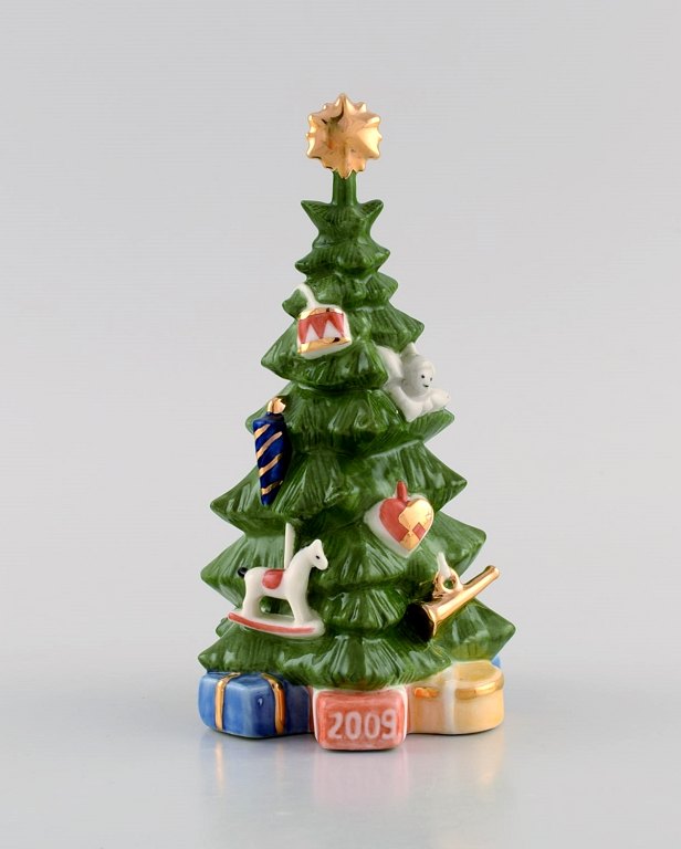 Royal Copenhagen porcelain figurine. The Annual Christmas Tree. 2009.
