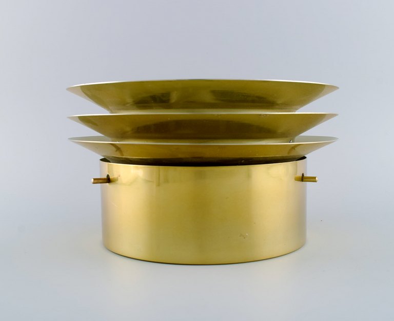 Hans Agne Jakobsson for A / B Markaryd. Brass ceiling lamp. Swedish design, 
1960s / 70s.
