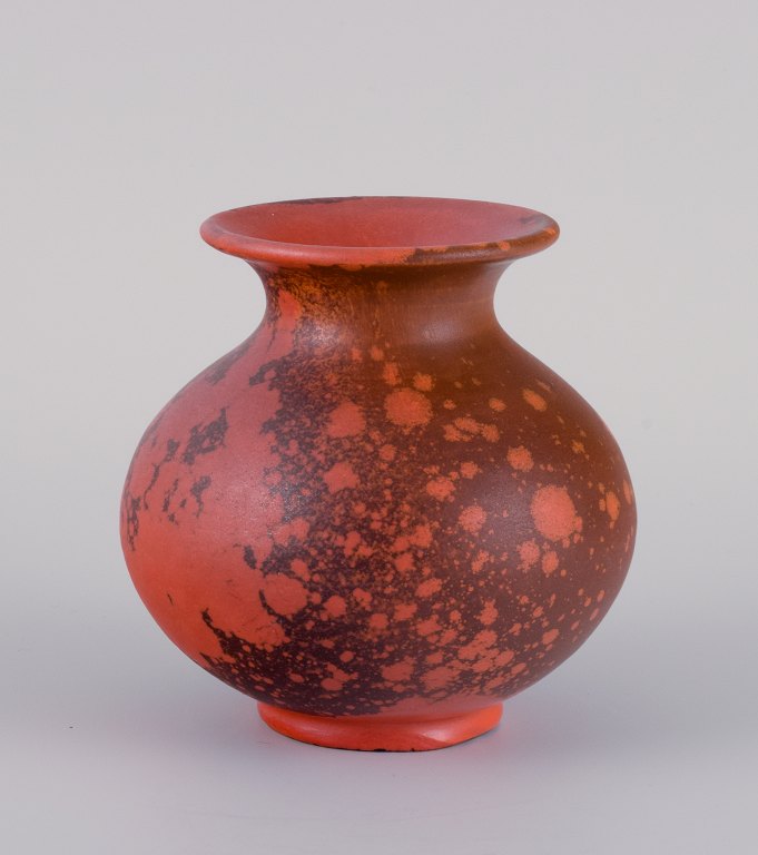 Svend Hammershøi for Kähler, HAK. Vase in glazed stoneware.