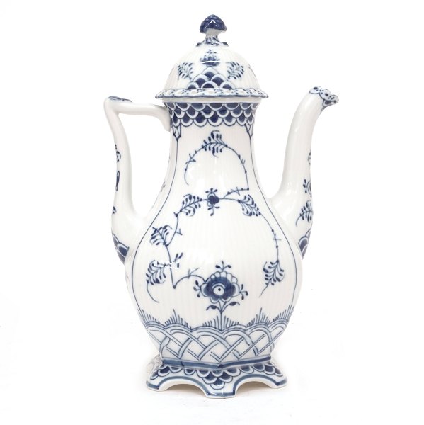 Royal Copenhagen blue fluted full lace coffee pitcher. 1. quality. Nice 
condition. Dessin number 128. H: 28cm