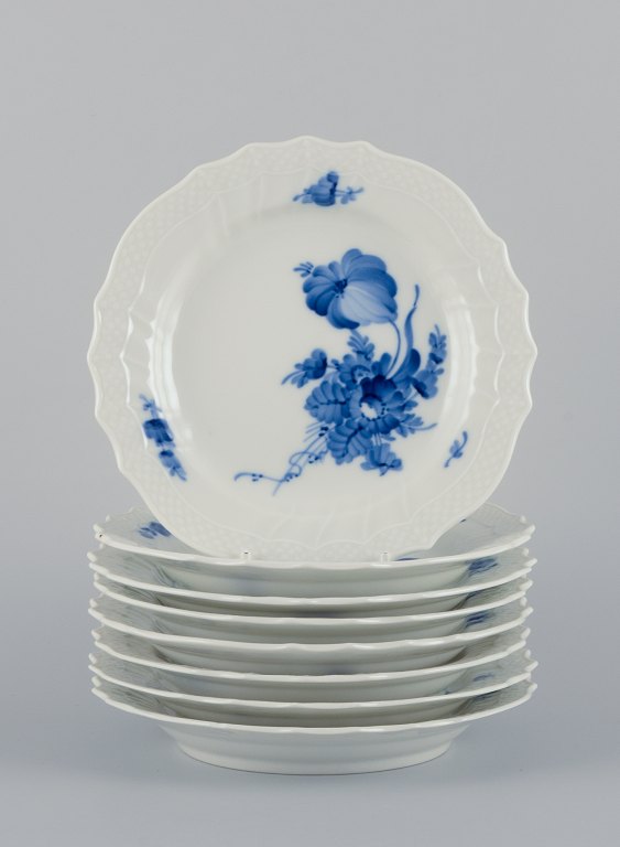 Royal Copenhagen Blue Flower Curved. A set of eight plates.