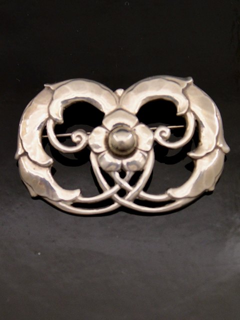 Art nouveau broche # 227