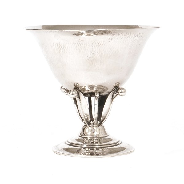 Georg Jensen Aufsatz in Sterlingsilber. Periode 1933-44. #17B. H: 13cm. G: 301gr