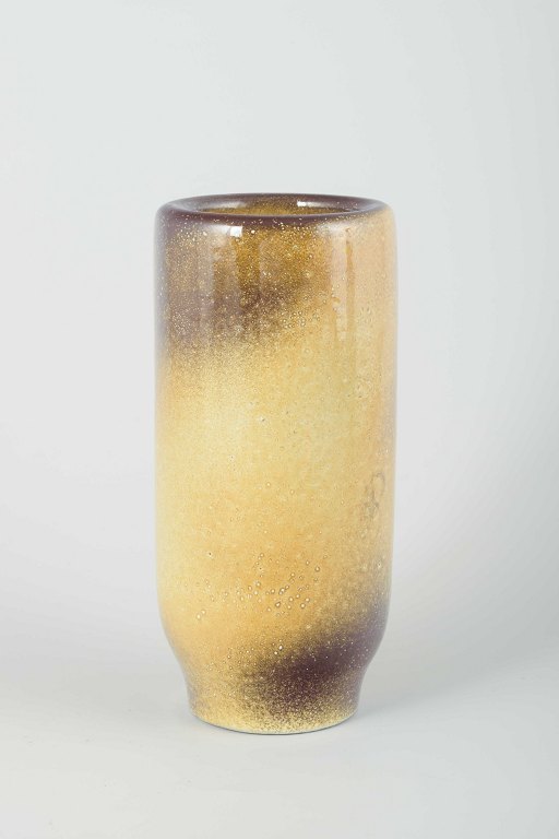 Mari Simmulson for Upsala-Ekeby
Stoneware Vase, model 4011, 1960s.