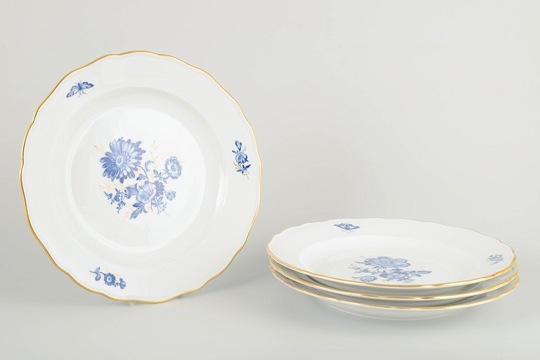 Meissen
4 dinner plates, early 20th century.