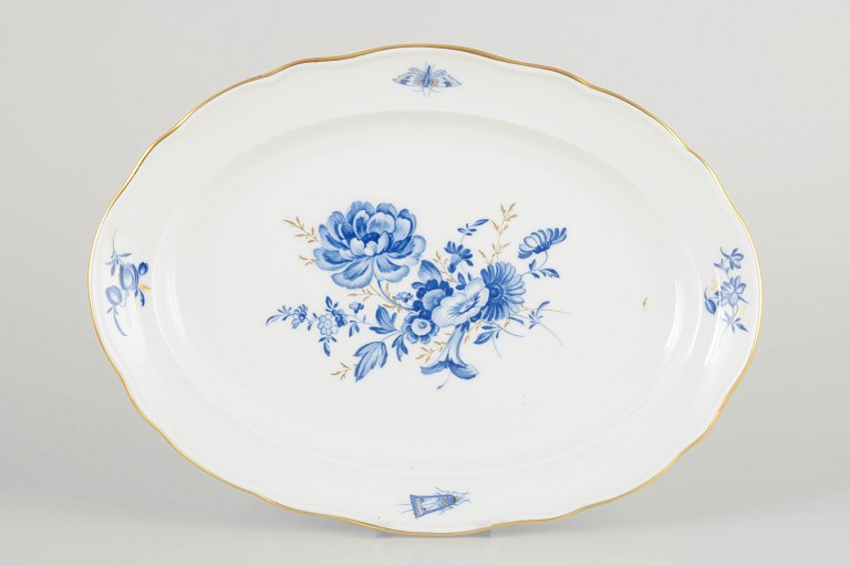 Meissen
Oval dish, early 20th century.