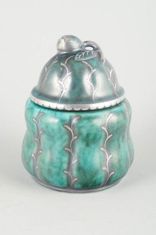 Wilhelm Kåge for Gustavsberg
Lidded jar from the Argenta series, 1940s.