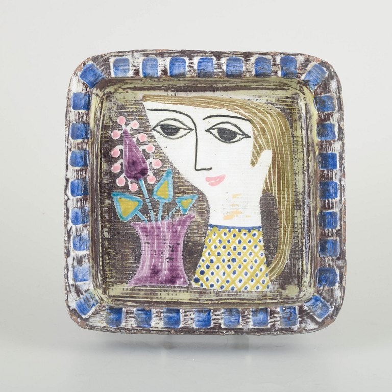 Mari Simmulson for Upsala Ekeby
Dish, 1960s.