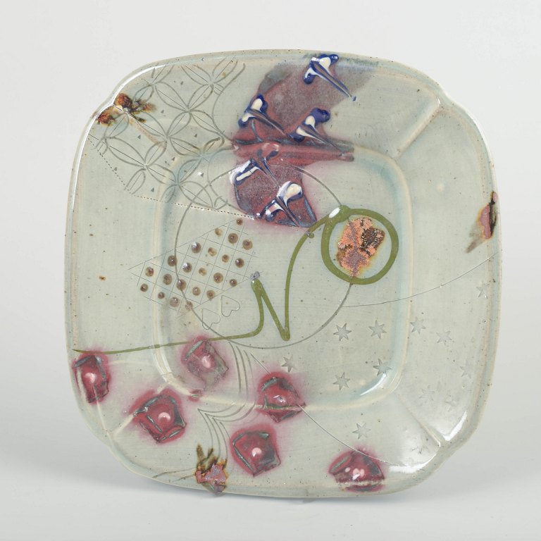 Jepson Pottery, USA.
Plate/dish, mid 20th century.