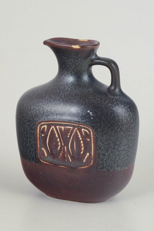 Gunnar Nylund for Rörstrand, kande.