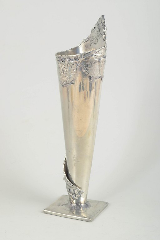 Bengt Berggren, stor tinvase, 1980’erne.