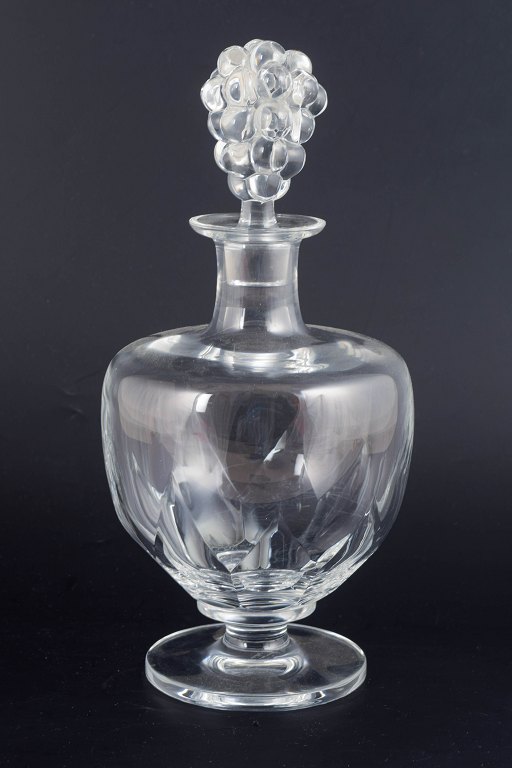 René Lalique, Clos Vougeot decanter.