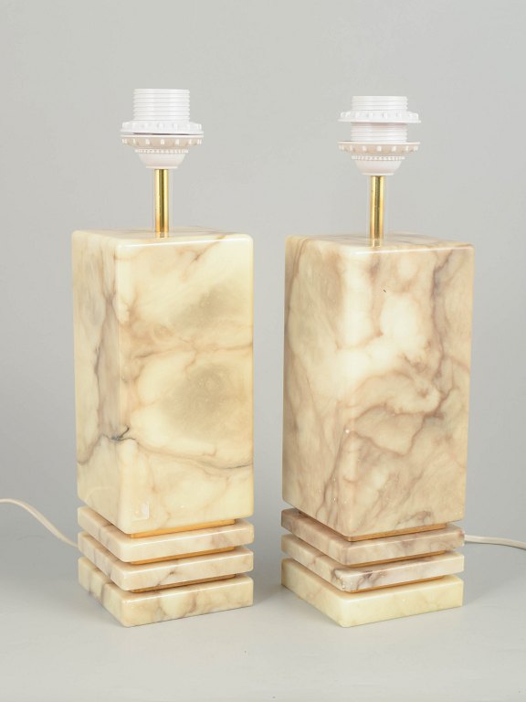 Pair of Italian alabaster table lamps, Cerri Nestore, Volterra.