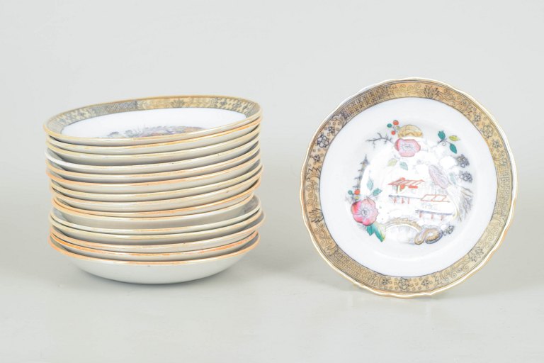 Rörstrand Japan, set of sixteen small plates.
