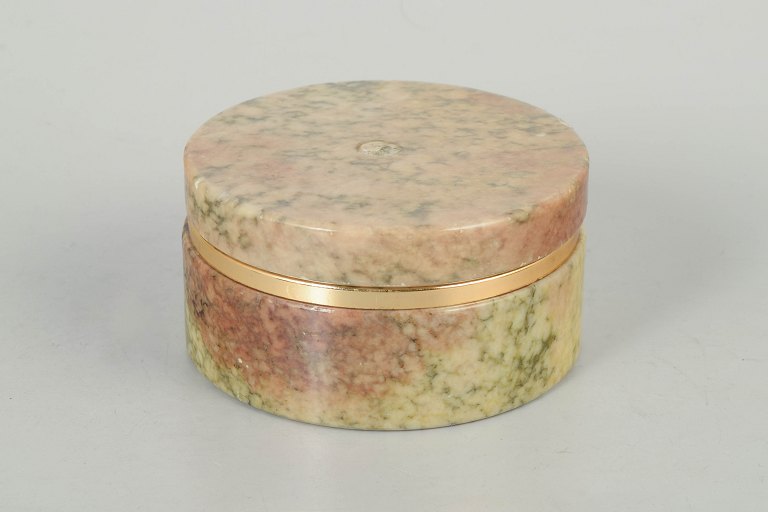 Italian alabaster, box from the 1940s.