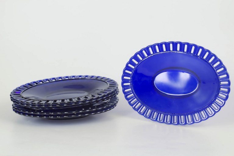 William Stenberg for Gullaskruf, set of six “Filigran” plates.