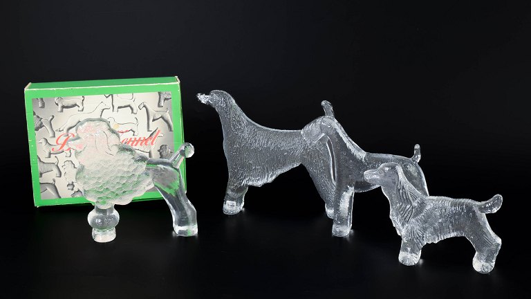 Bertil Vallien for Kosta Boda, set of four dog figures “Kennel”.